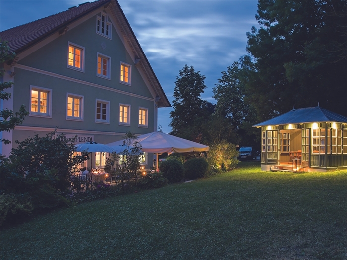 Garten mit Terrasse